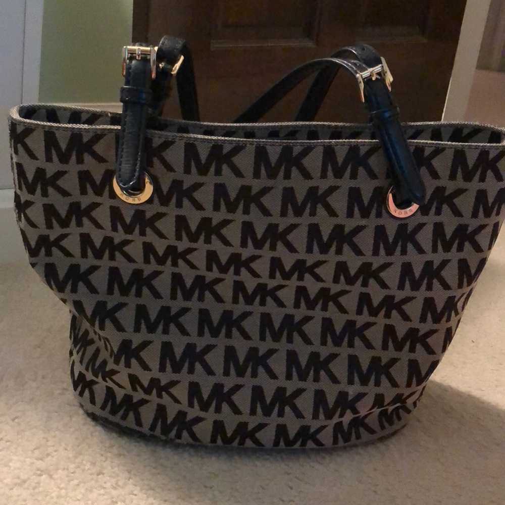 Michael Kors purse - black/beige